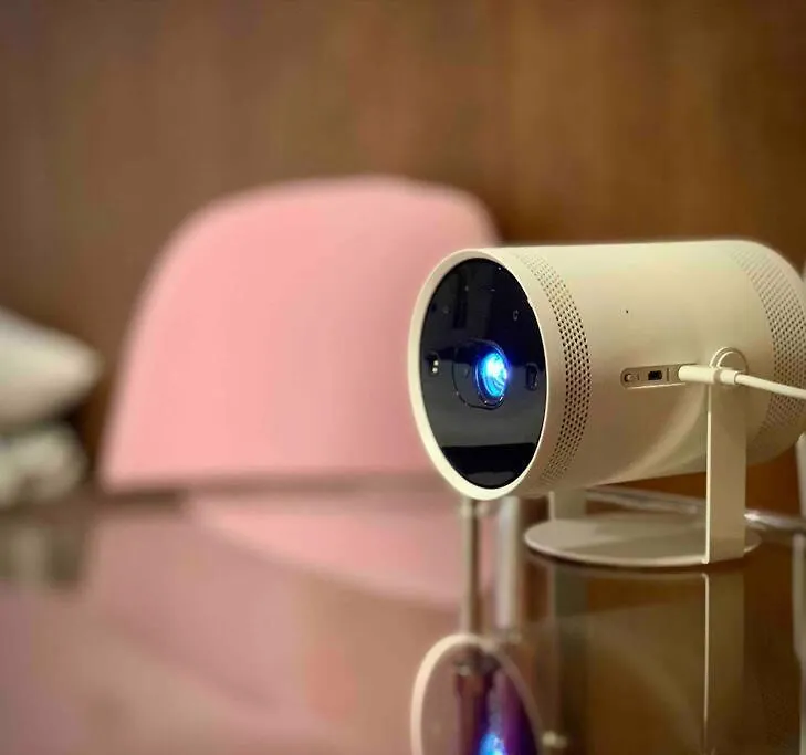 Woodream-Beam Projector-6 Min Gangnam Stn Lägenhet Seoul Sydkorea